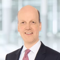 6822fbb17378f45454c11759_ulrich-von-zanthier